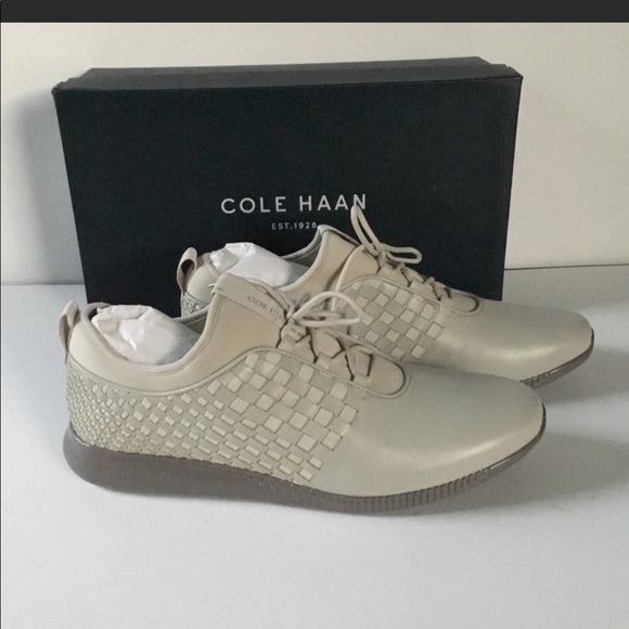 COLE HAAN - Picture 2 of 13